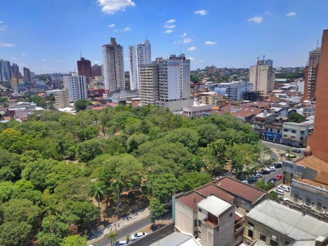 Amplio Depto De 2 Dormitorios, Zona Plaza Uruguaya Asuncion Exterior photo